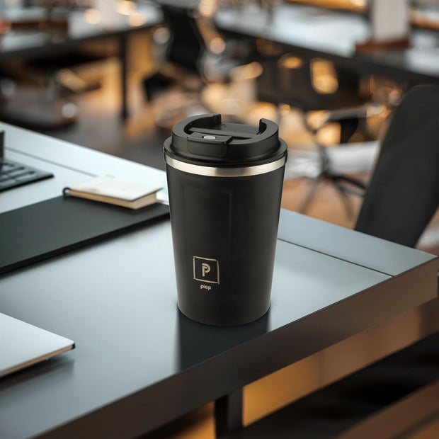 <h1>PIEP<strong>® Thermosbeker<br/></strong></h1><h2><strong>Altijd warm, altijd stijlvol</strong><br/><br/></h2><h5></h5><h2></h2>